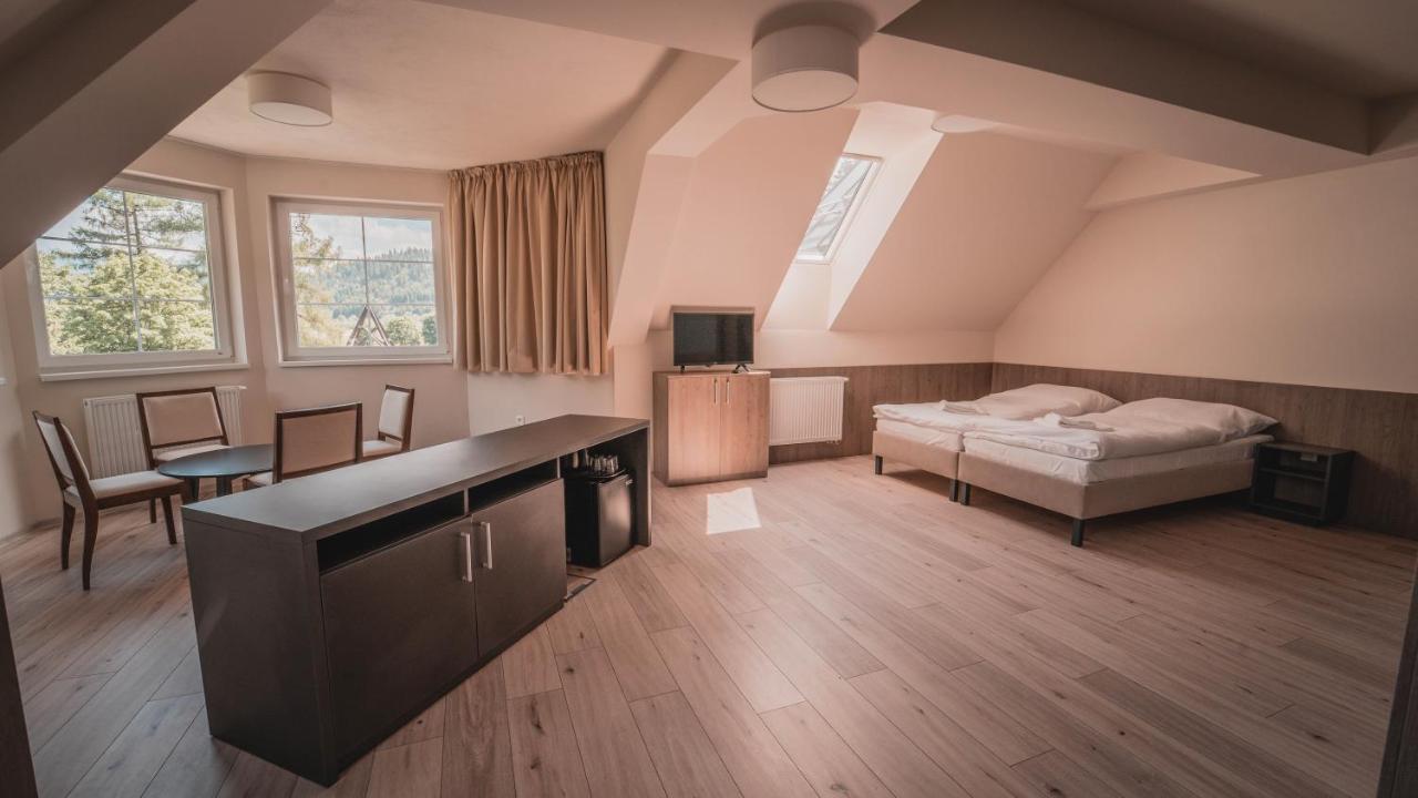 Wellness Penzion Smerdzonka - Kupele Pieniny Червены-Клаштор Экстерьер фото